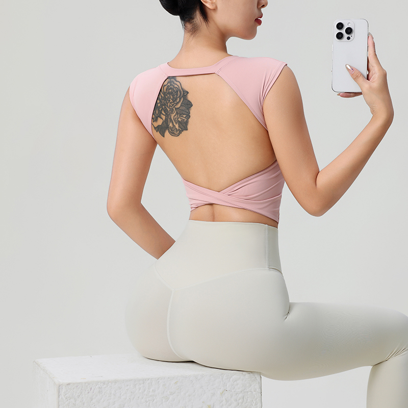 女性の背中の開いたフィットネス服固定胸パッド付き美しいトップ - Yoga Fitness Wear のレビューと価格