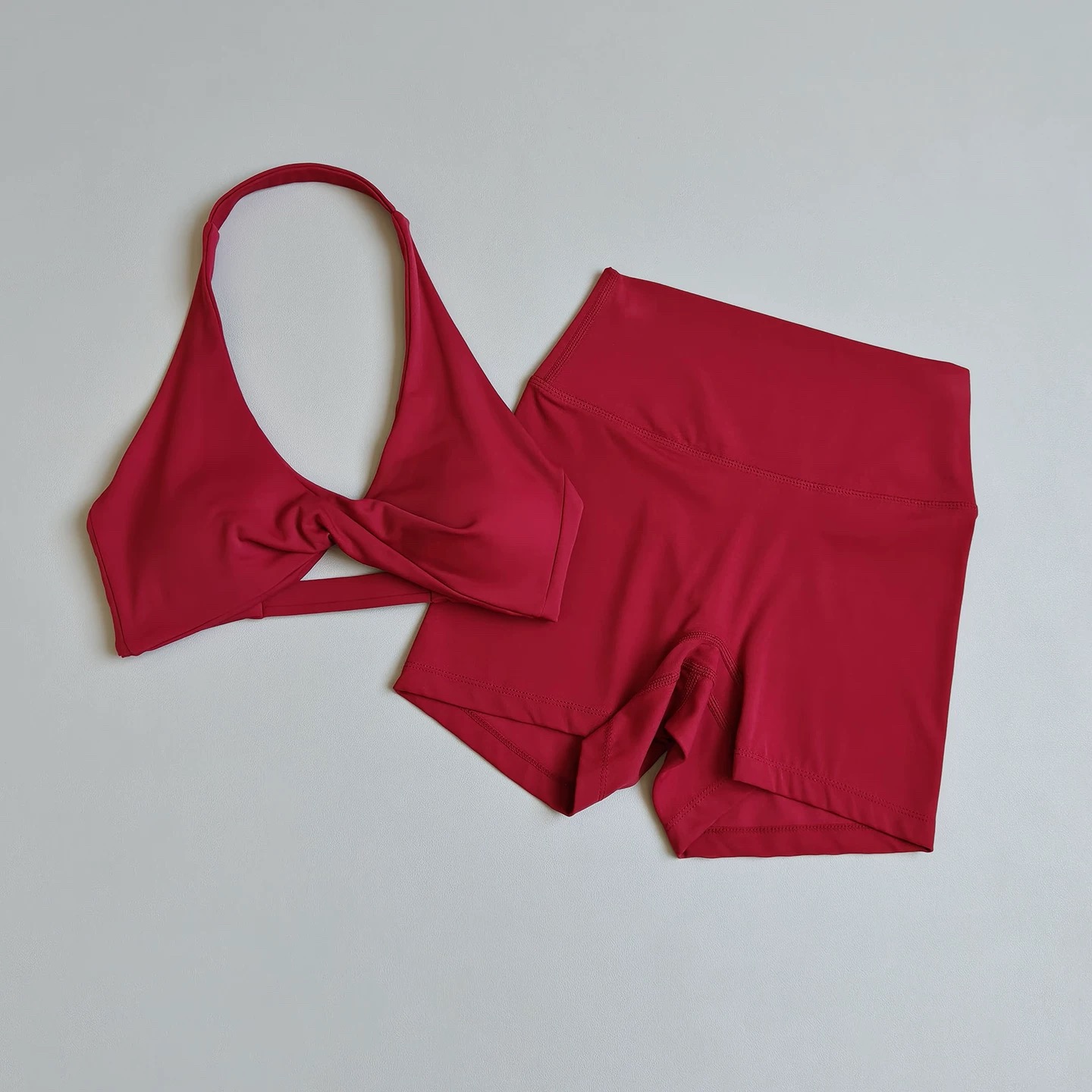 レディースヨガウェア2点セット |   ホルターネックオープ - Yoga Fitness Wear のレビューと価格